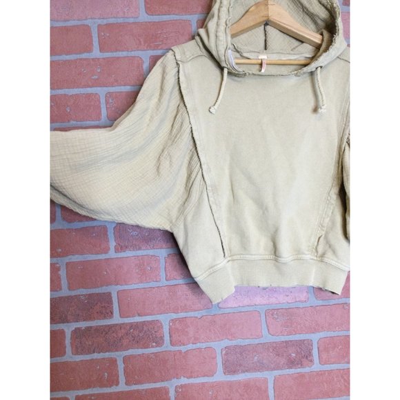 Free People Love Letter Hoodie Cropped Knit Top Sweatshirt Pullover Tan SZ S - Picture 5 of 7